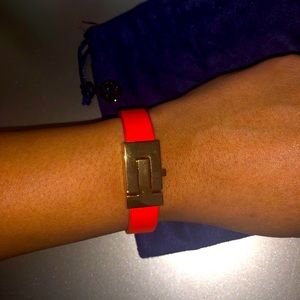 🌟 TORY BURCH T-Logo Colorblock leather bracelet